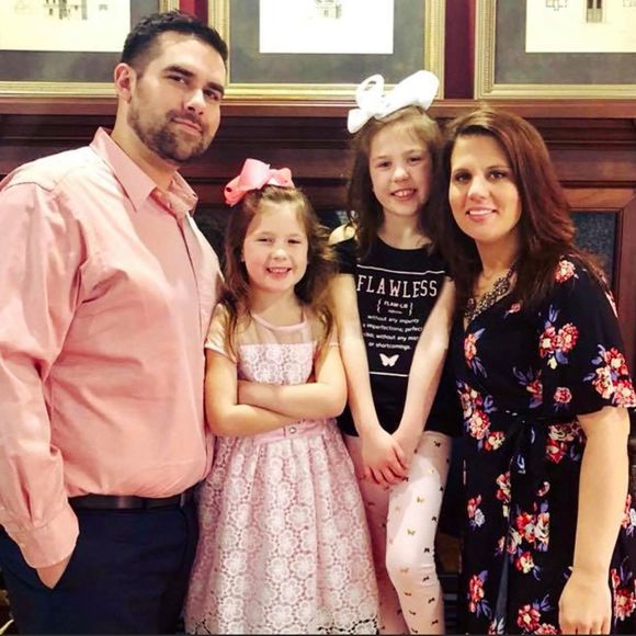 Meet your Posher, Amy - Picture 1 of 1